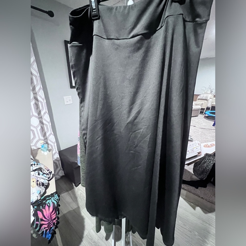 Classic Black Midi Dress skirt